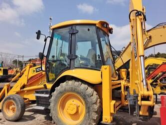 2022-jcb-3cx-1431178-45932698