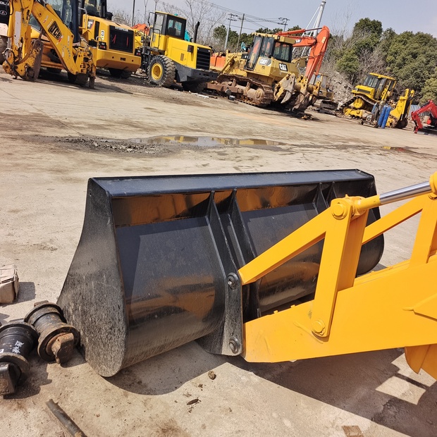 2022 JCB 3cx-45932700