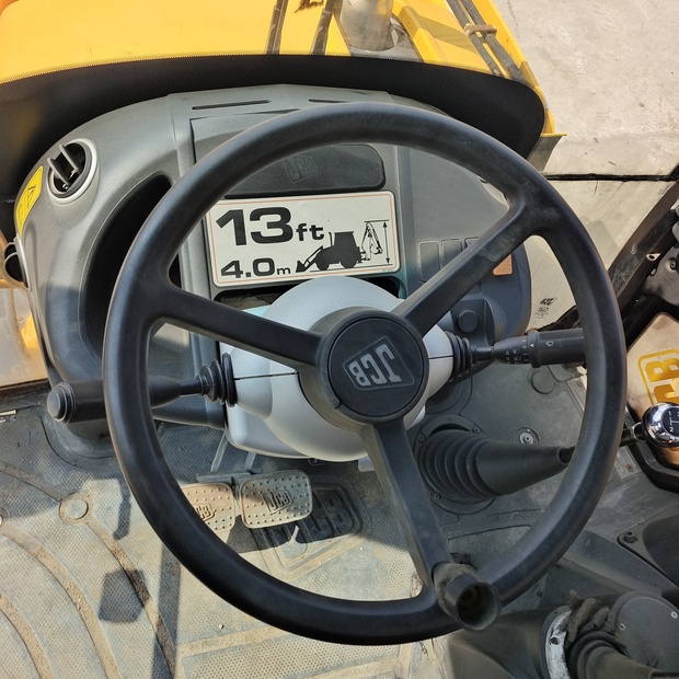 2022 JCB 3cx-45932704
