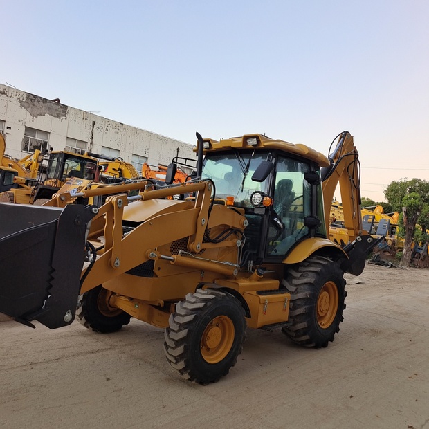 2025 كاتربيلر 420F-45932760