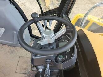 2025-caterpillar-420f-1431181-45932766