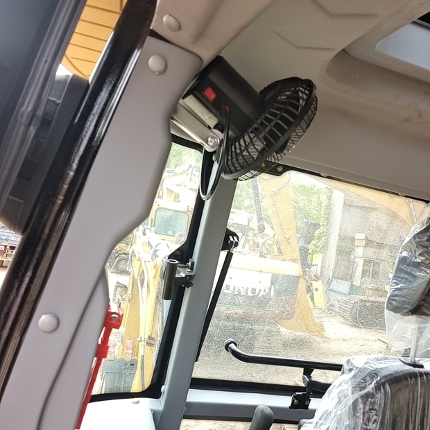 2025 كاتربيلر 420F-45932767