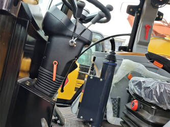 2025-caterpillar-416e-45932794