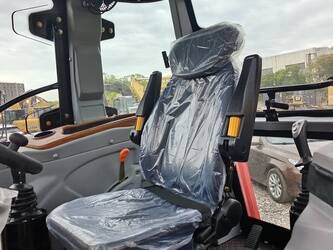 2026-caterpillar-428f-45932803