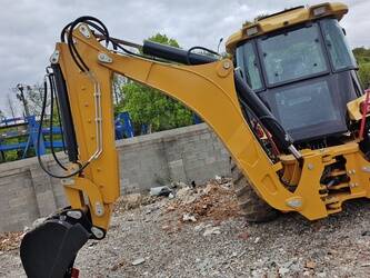 2026-caterpillar-428f-45932807