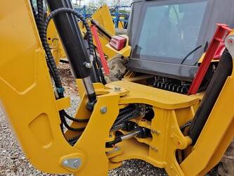 2026-caterpillar-426f-45932810