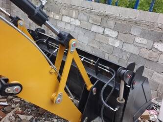 2026-caterpillar-426f-45932811