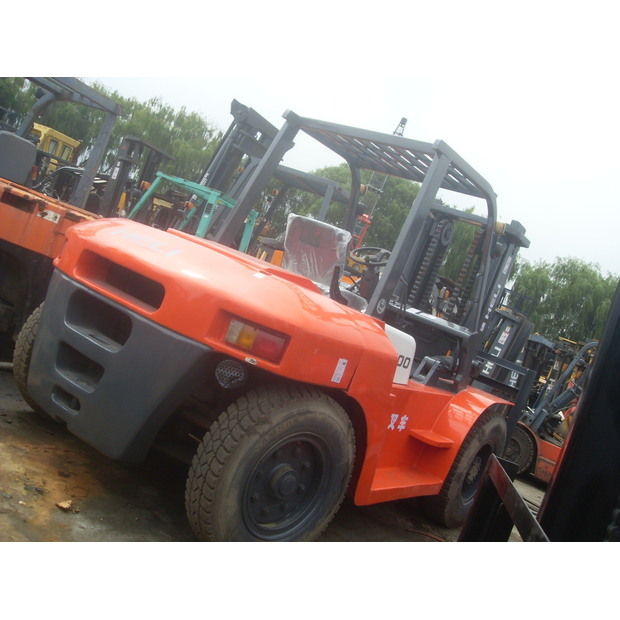 2025 Toyota FD70-45933003