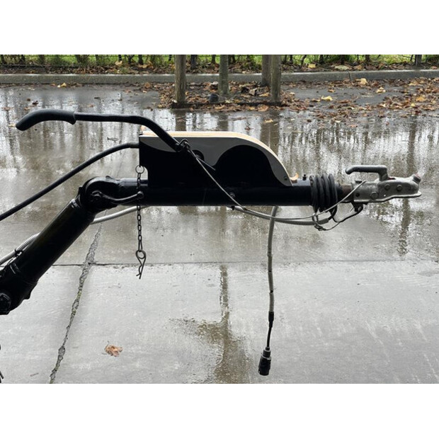 2011 Atlas-Copco XAHS186-45933935