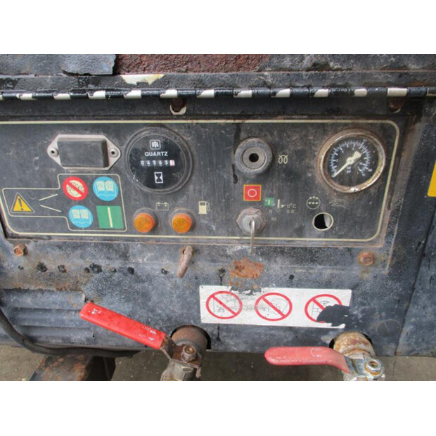 2001 INGERSOLL RAND 7/31-45934276