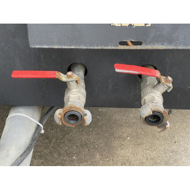 2012 دووسان 7 / 31 E-45934807