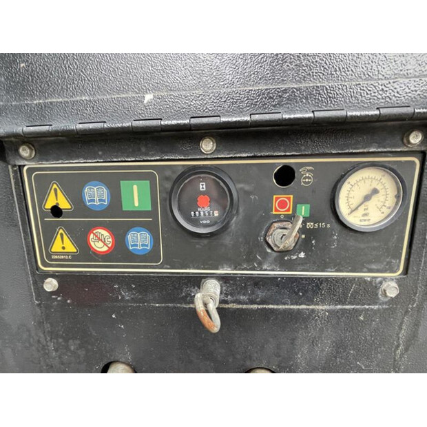 2012 دووسان 7 / 31 E-45934808