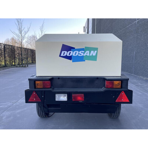 2016 INGERSOLL RAND 7 / 41 - N-45935440