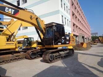 Image for TRACKED EXCAVATORS 2022 Caterpillar 320D