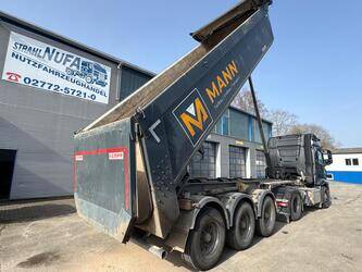 2018-mercedes-benz-actros-1845-1431223-45935948