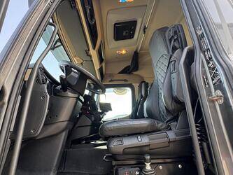 2018-mercedes-benz-actros-1845-1431223-45935956