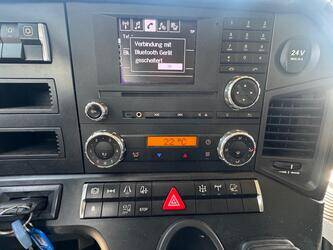 2018-mercedes-benz-actros-1845-1431223-45935960