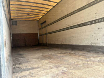 2012-iveco-120e18-45936033