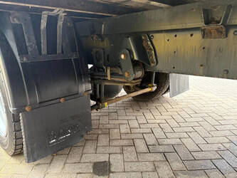 2012-iveco-120e18-45936040