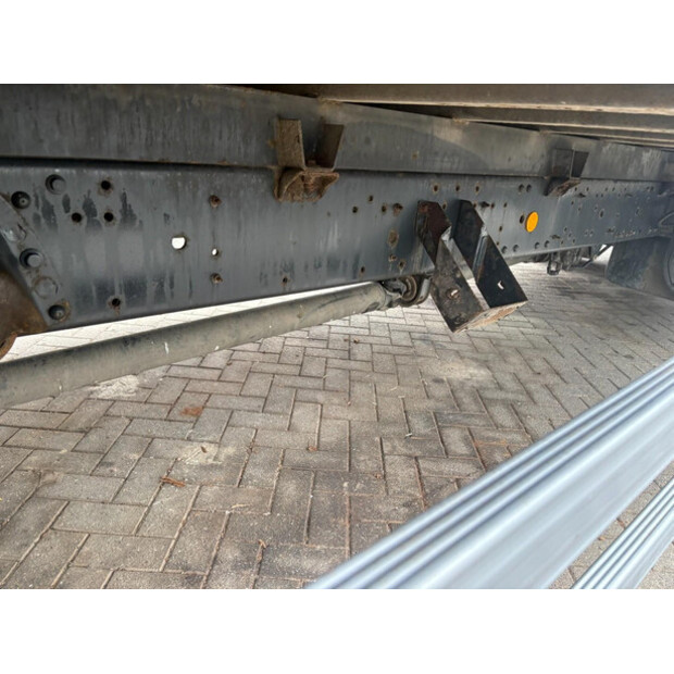 2012 Iveco 120E18-45936053