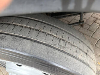 2012-iveco-120e18-45936054