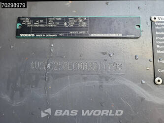 2017-volvo-ec250el-1382733-45936163