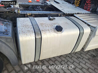 2013-man-tgx-18-440-1383135-45936170