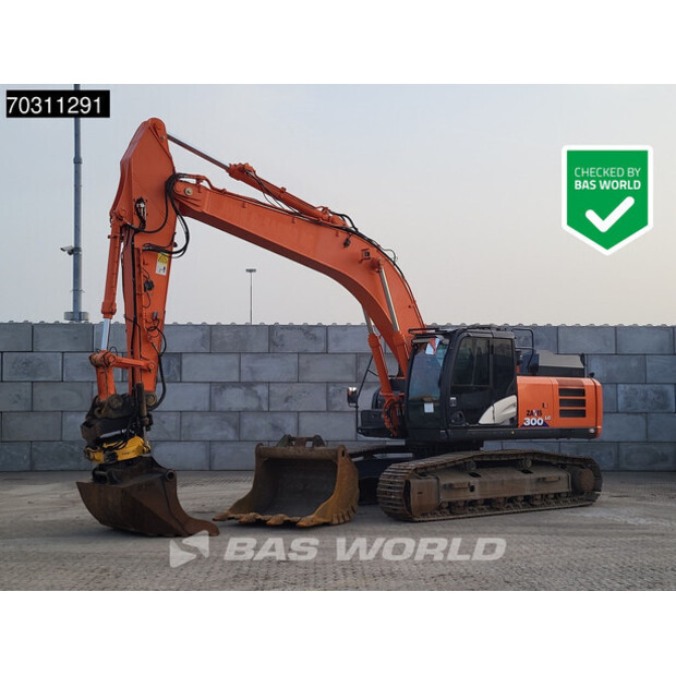 2016 Hitachi ZX300LC-6-45936639