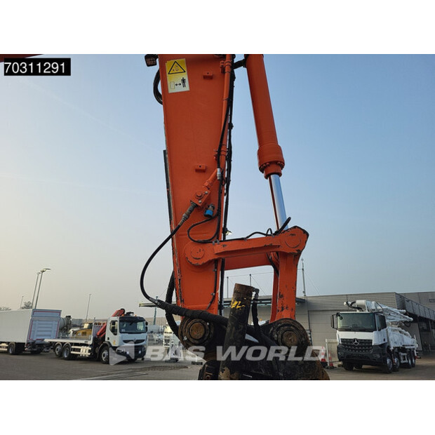 2016 Hitachi ZX300LC-6-45936650