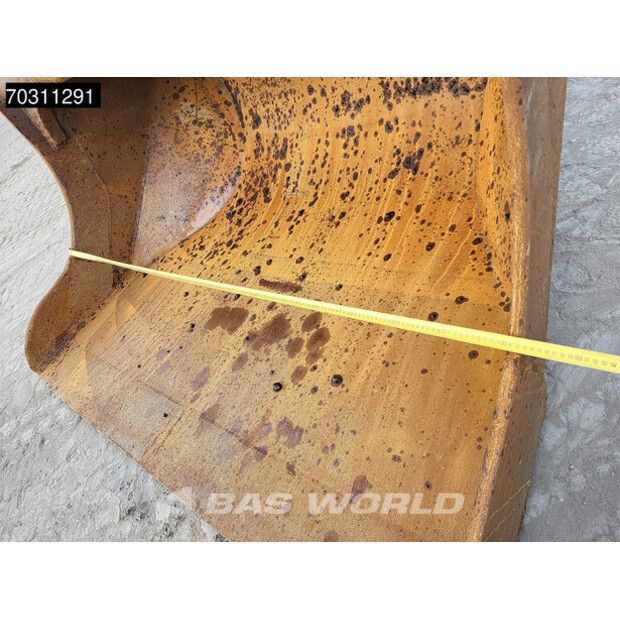 2016 Hitachi ZX300LC-6-45936654