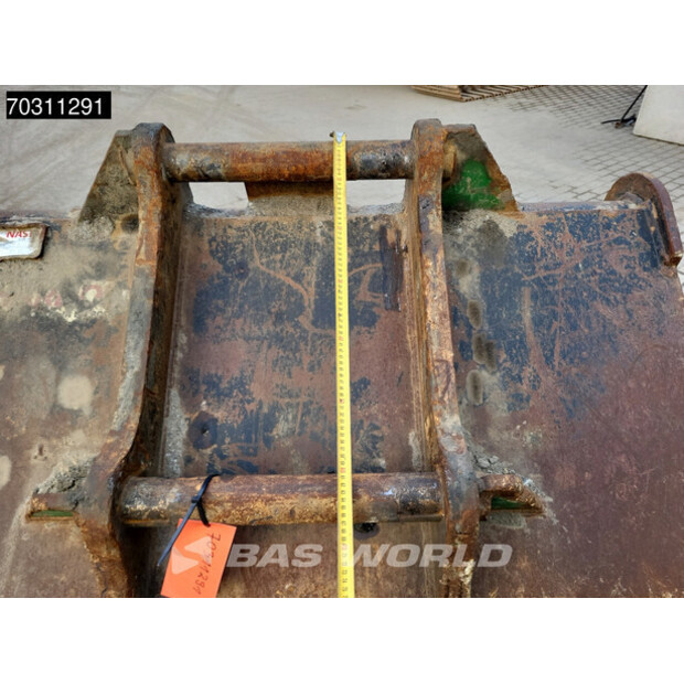 2016 Hitachi ZX300LC-6-45936666