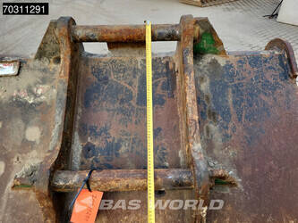 2016-hitachi-zx300lc-6-1431235-45936666