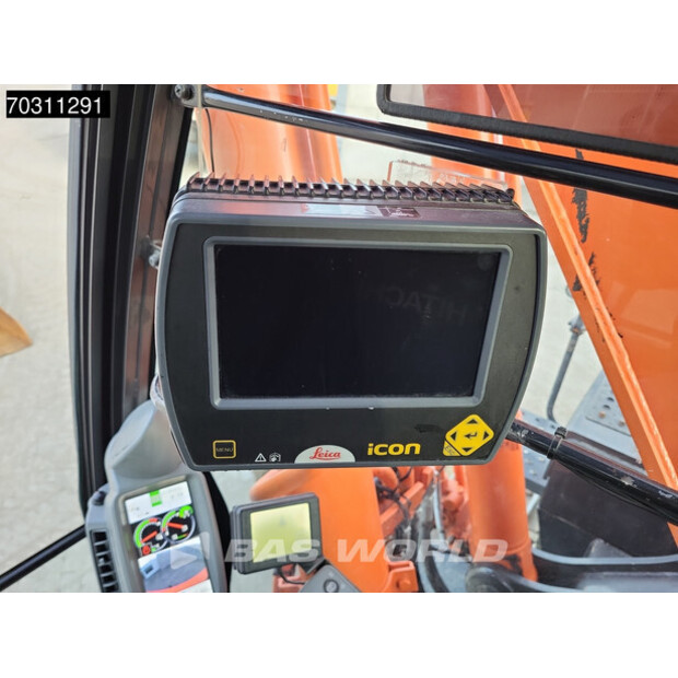 2016 Hitachi ZX300LC-6-45936690
