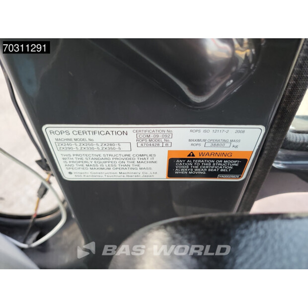 2016 Hitachi ZX300LC-6-45936702