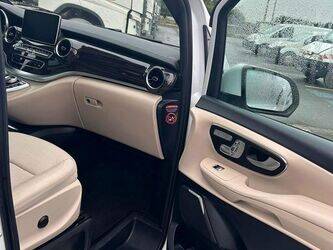 2019-mercedes-benz-classe-v-1431280-45948746