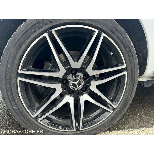 2019 Mercedes-Benz CLASSE V-45948758