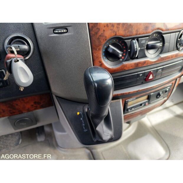 2010 Mercedes-Benz SPRINTER-45948772