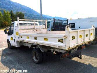 2008-ford-transit-1431286-45948827