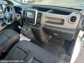 2018-renault-trafic-1431294-45948902