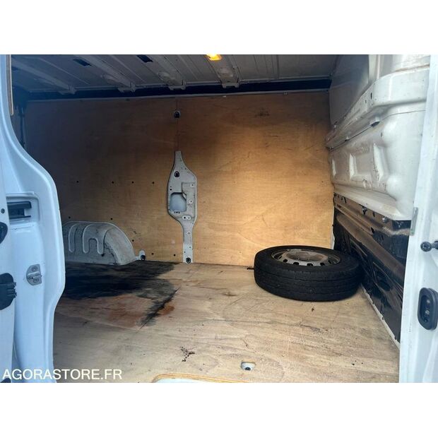 2018 Renault Trafic-45948904