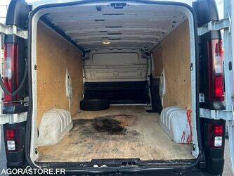 2018-renault-trafic-1431294-45948905