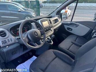 2018-renault-trafic-1431294-45948906