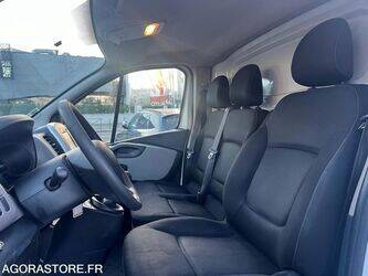 2018-renault-trafic-1431294-45948908