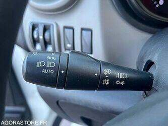 2018-renault-trafic-1431294-45948911