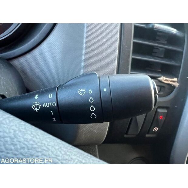 2018 Renault Trafic-45948912