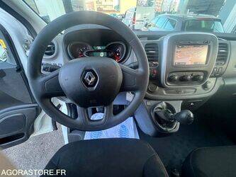 2018-renault-trafic-1431294-45948917