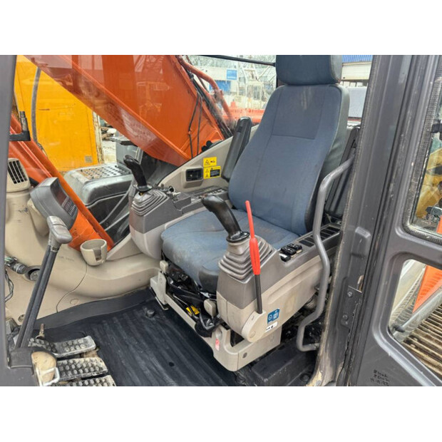 2011 Hitachi ZX 350 LC-3-45949180