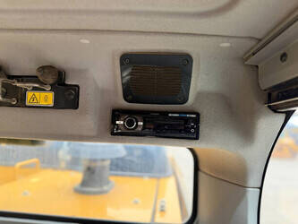 2016-caterpillar-320fl-1431357-45950148