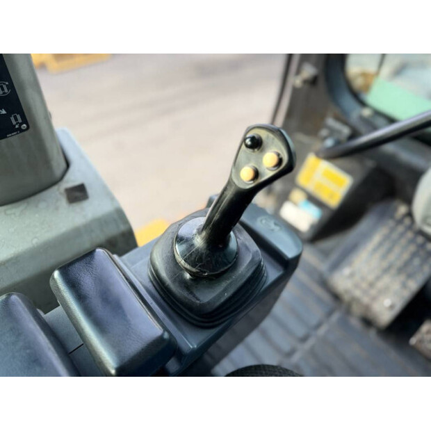 2010 Caterpillar 973D-45950820