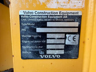 2015-volvo-a25g-1431379-45951319